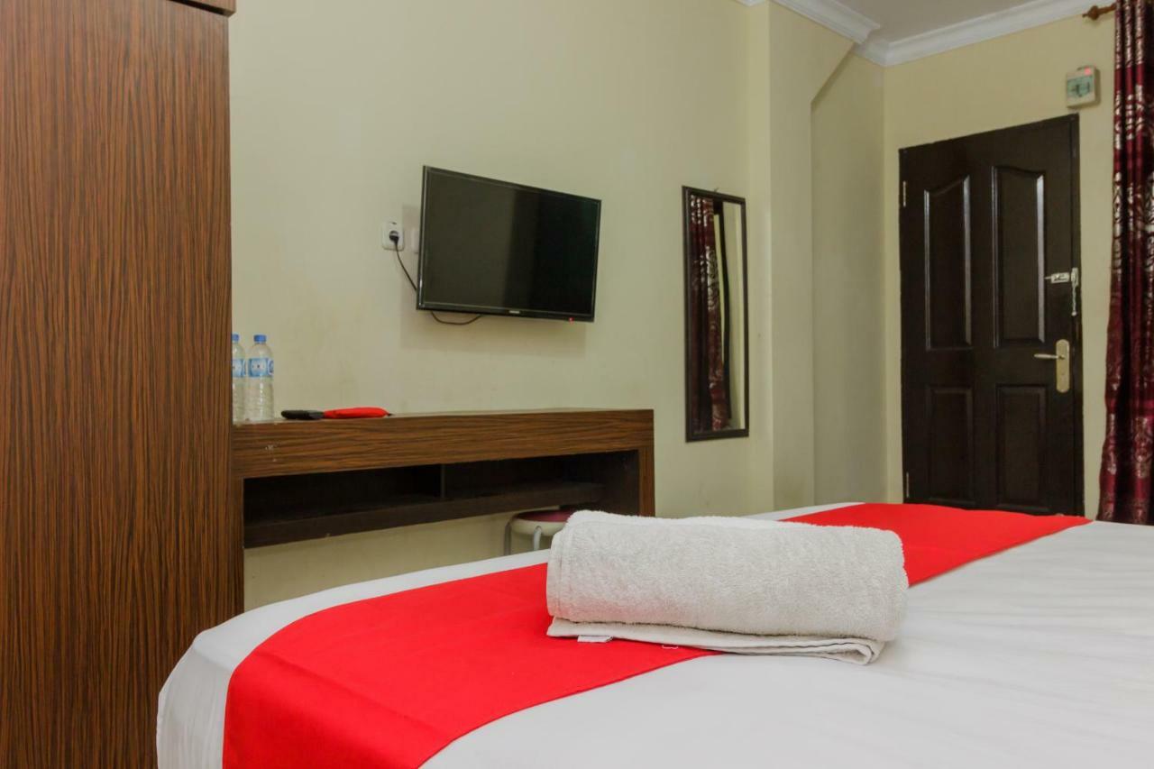 Reddoorz @ Malalayang 2 Manado Hotel Kültér fotó